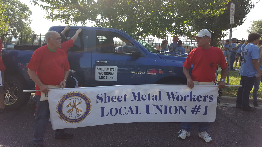Picture of Local 1 Members at Labor Day parade start.